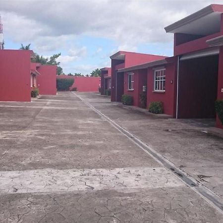 Motel Costa Cancun Exterior photo