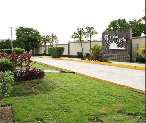 Motel Costa Cancun Exterior photo